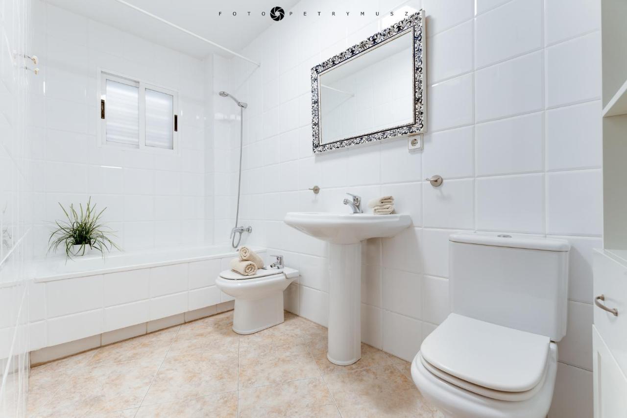 San Cristobal Apartment - Alicante City Center Buitenkant foto
